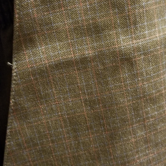 Boy's dress clothes 3 Piece Suit - Picture 3 of 5